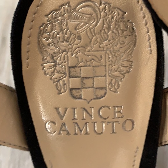 Vince Camuto suede sandals. Excellent condition. - Picture 5 of 9
